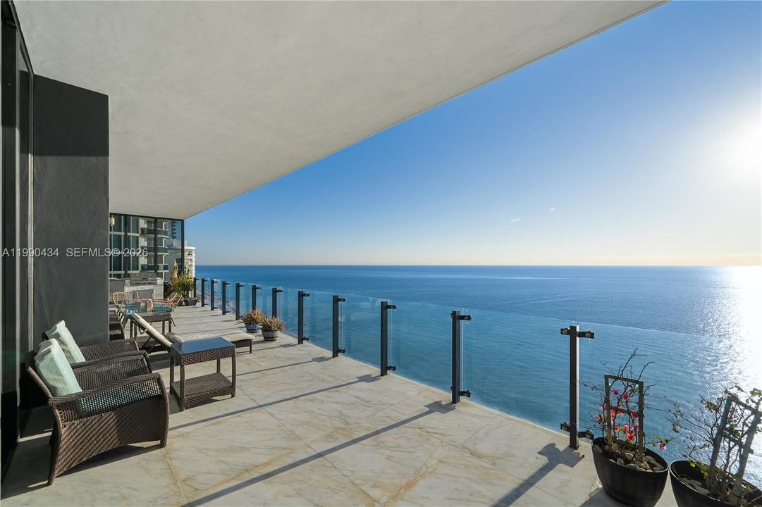 En Venta: $6,200,000 (3 camas, 3 baños, 3195 Pies cuadrados)