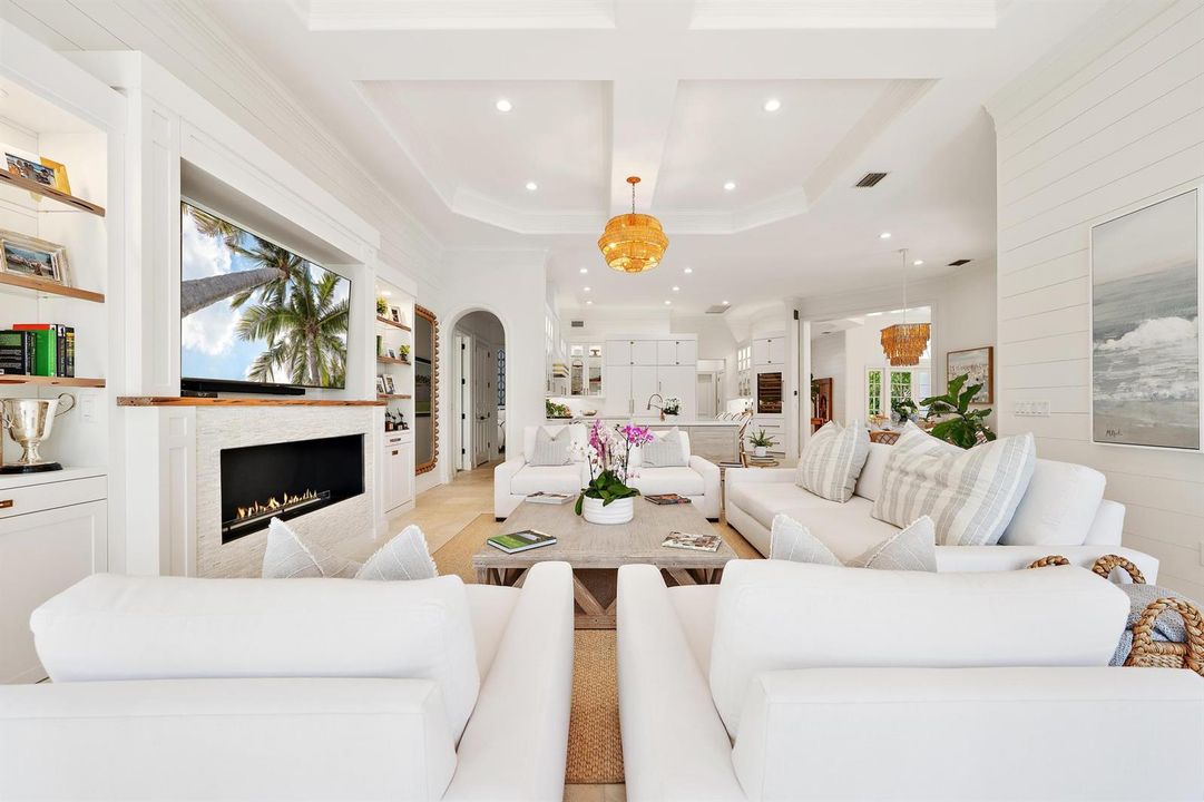12920 Brynwood-66