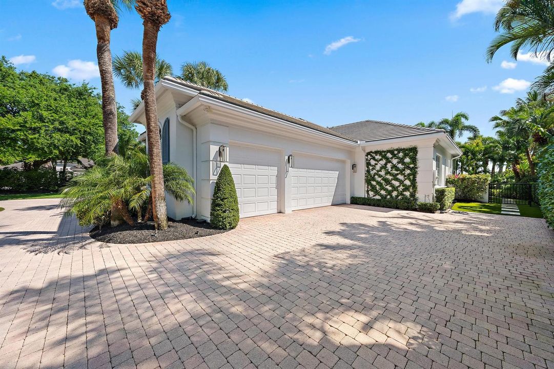 12920 Brynwood-23