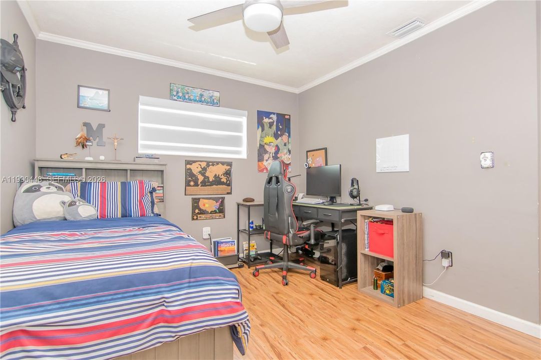 Activo con contrato: $650,000 (3 camas, 2 baños, 1222 Pies cuadrados)