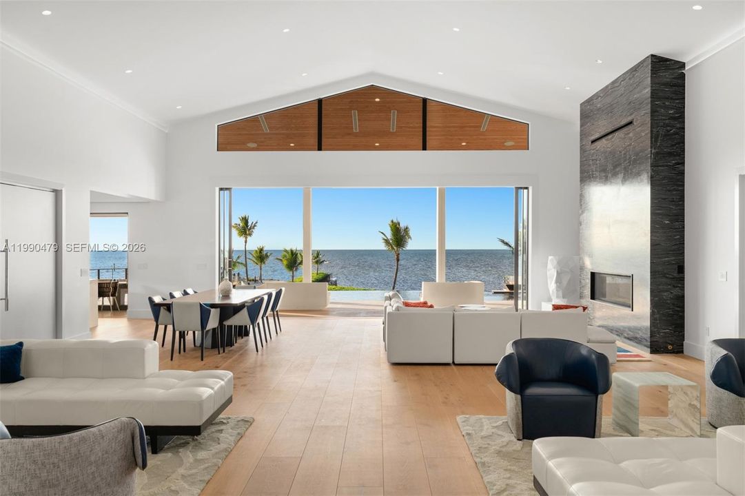 For Sale: $19,500,000 (6 beds, 6 baths, 6054 Square Feet)