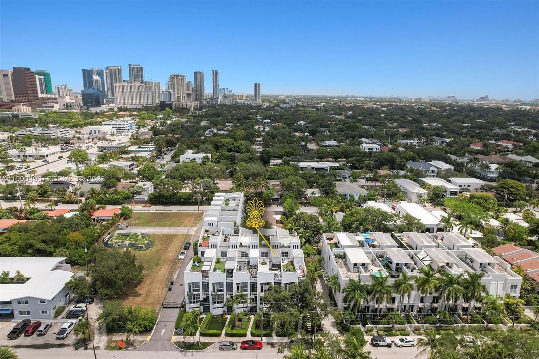 Close to Downtown FLL