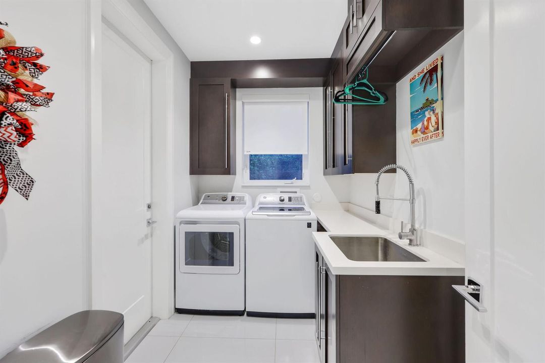 10110 Sweet Bay Street - 63.jpg-vsunique