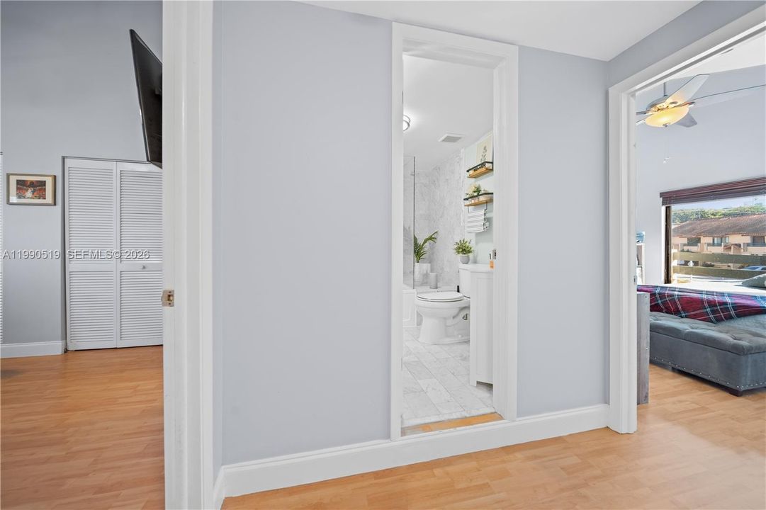Activo con contrato: $425,000 (2 camas, 1 baños, 1152 Pies cuadrados)
