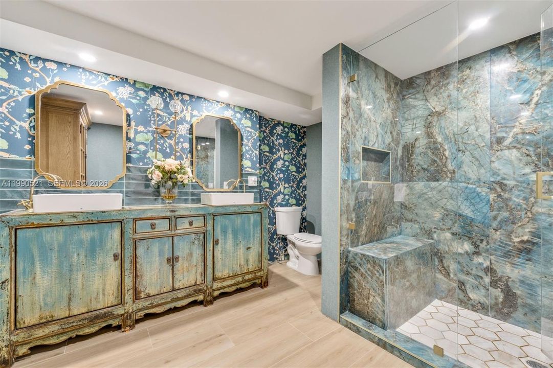 For Sale: $1,429,000 (3 beds, 3 baths, 2222 Square Feet)