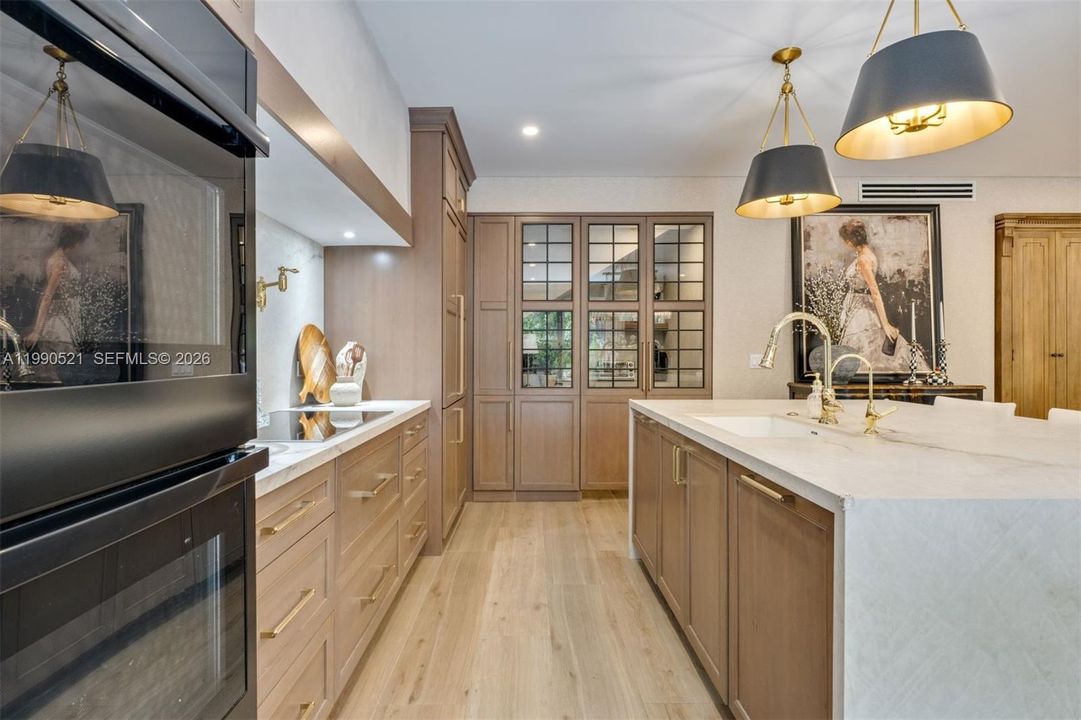 For Sale: $1,429,000 (3 beds, 3 baths, 2222 Square Feet)