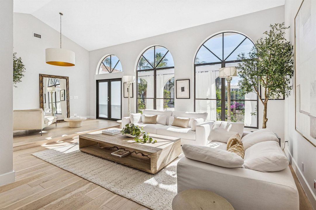 009-48HarbourDriveNorth-BoyntonBeach-FL-