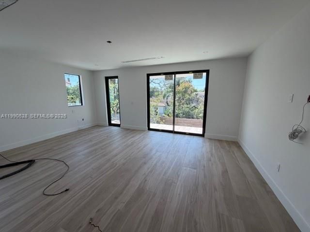 For Sale: $1,950,000 (4 beds, 3 baths, 2980 Square Feet)
