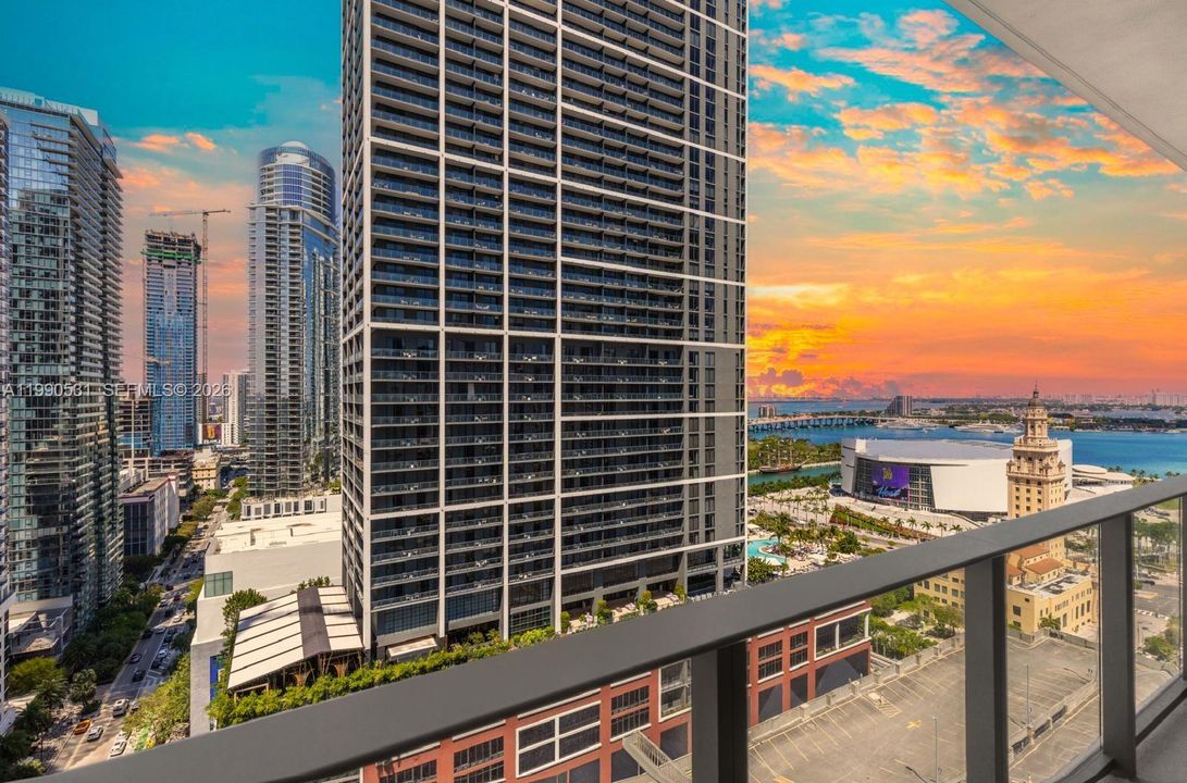 Active With Contract: $598,900 (1 beds, 2 baths, 0 Square Feet)