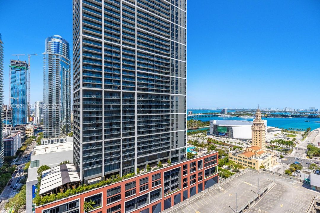 Active With Contract: $598,900 (1 beds, 2 baths, 0 Square Feet)