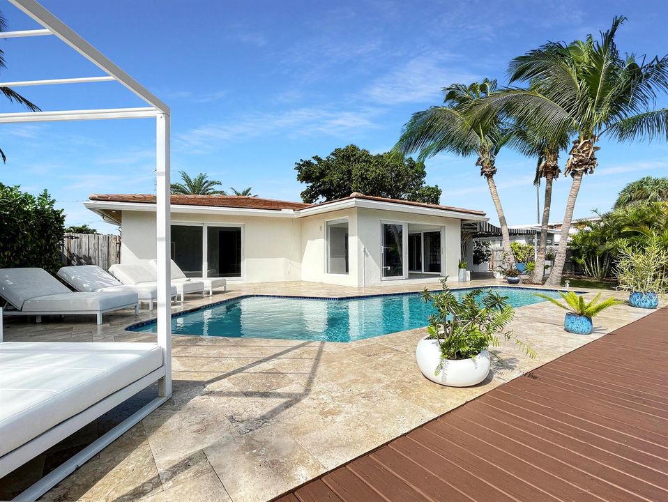2164 Dock Deck Pool