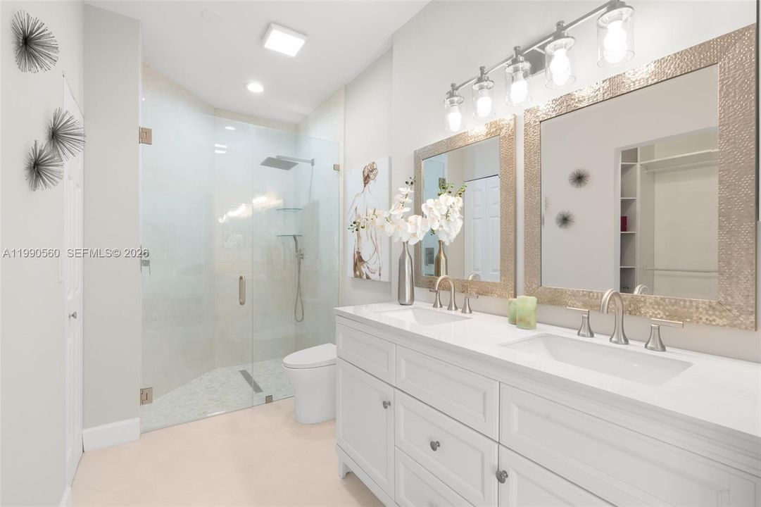 For Rent: $3,500 (3 beds, 2 baths, 1463 Square Feet)