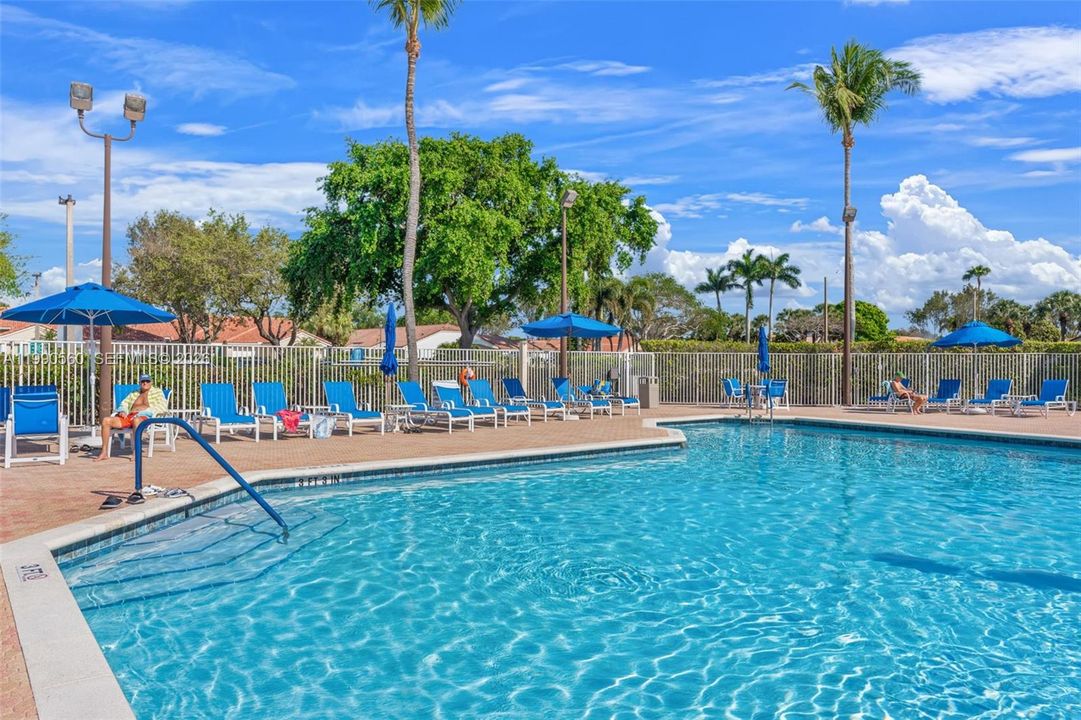For Rent: $3,500 (3 beds, 2 baths, 1463 Square Feet)
