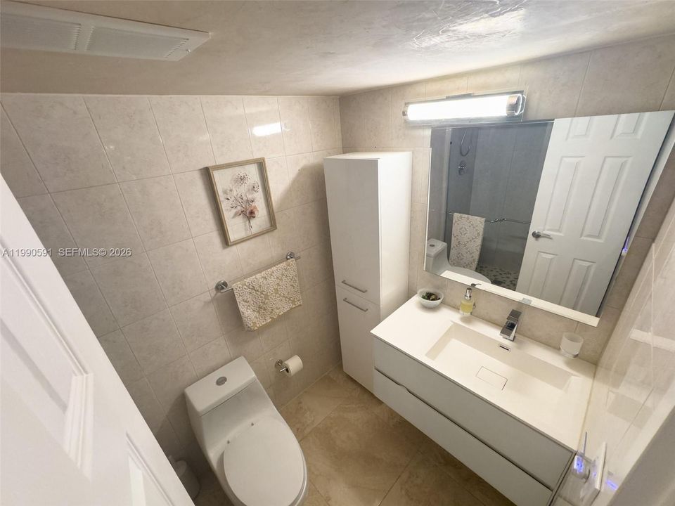 Active With Contract: $465,000 (2 beds, 2 baths, 1488 Square Feet)