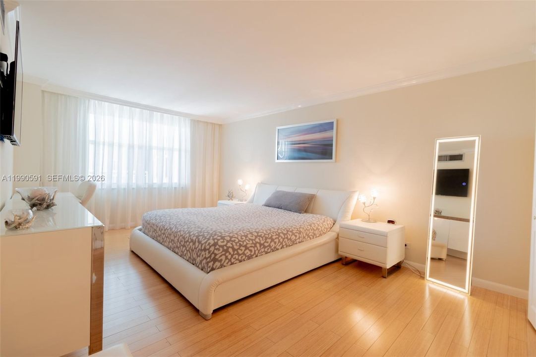 Active With Contract: $465,000 (2 beds, 2 baths, 1488 Square Feet)