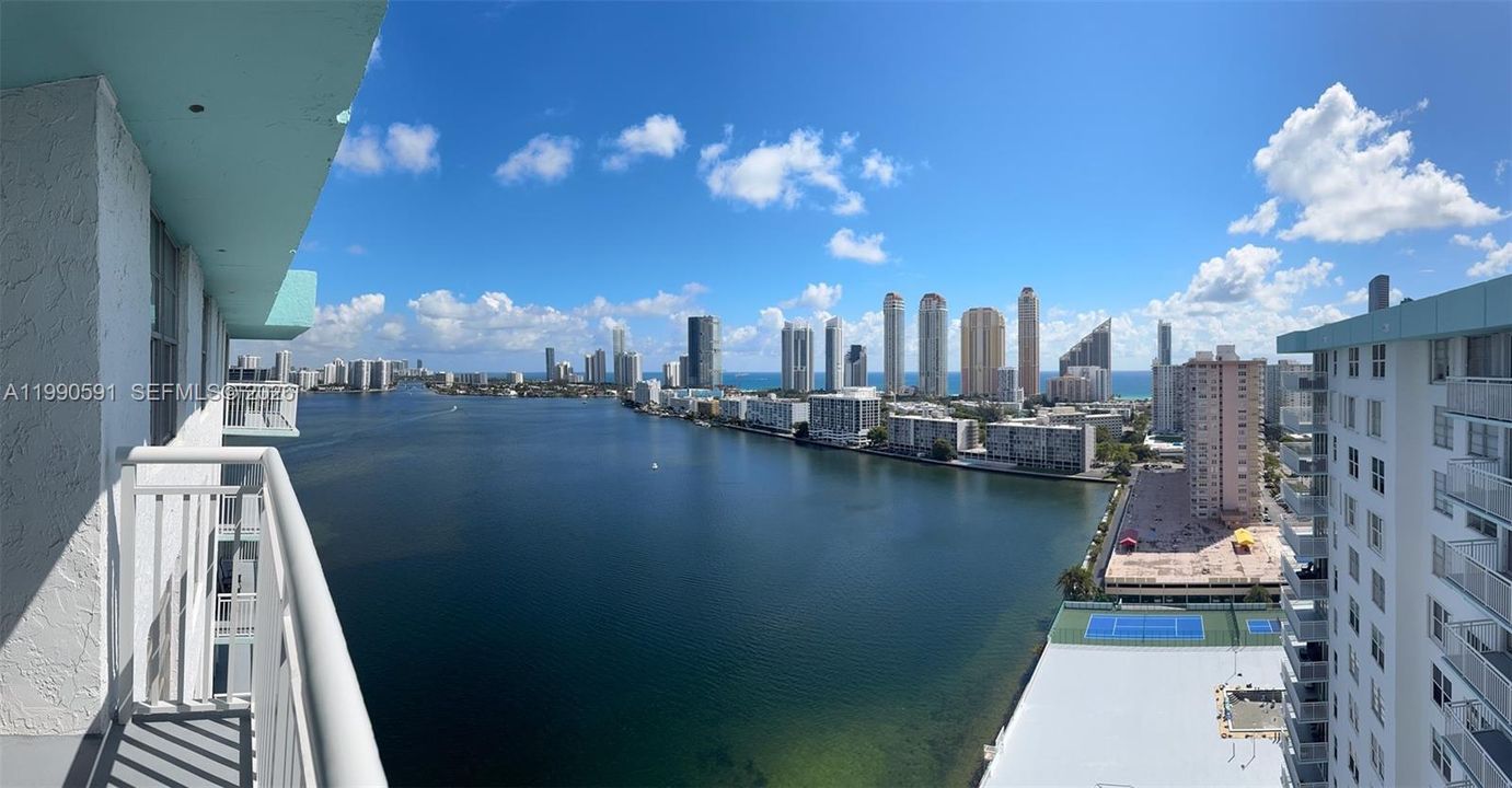 Active With Contract: $465,000 (2 beds, 2 baths, 1488 Square Feet)