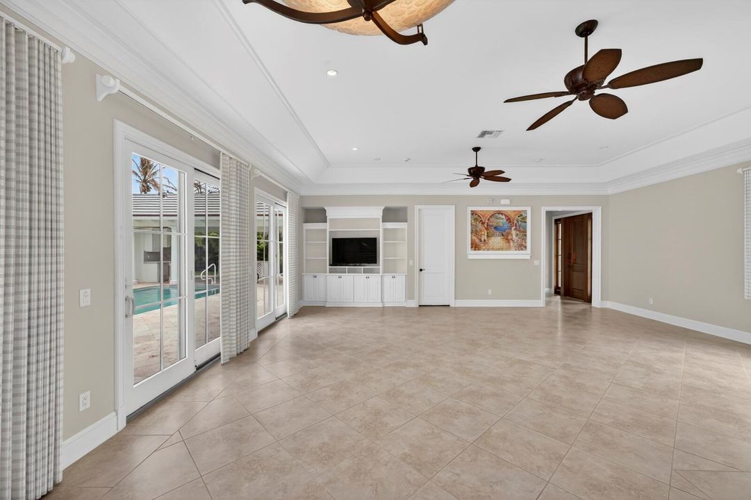 544 Live Oak (56 of 75)