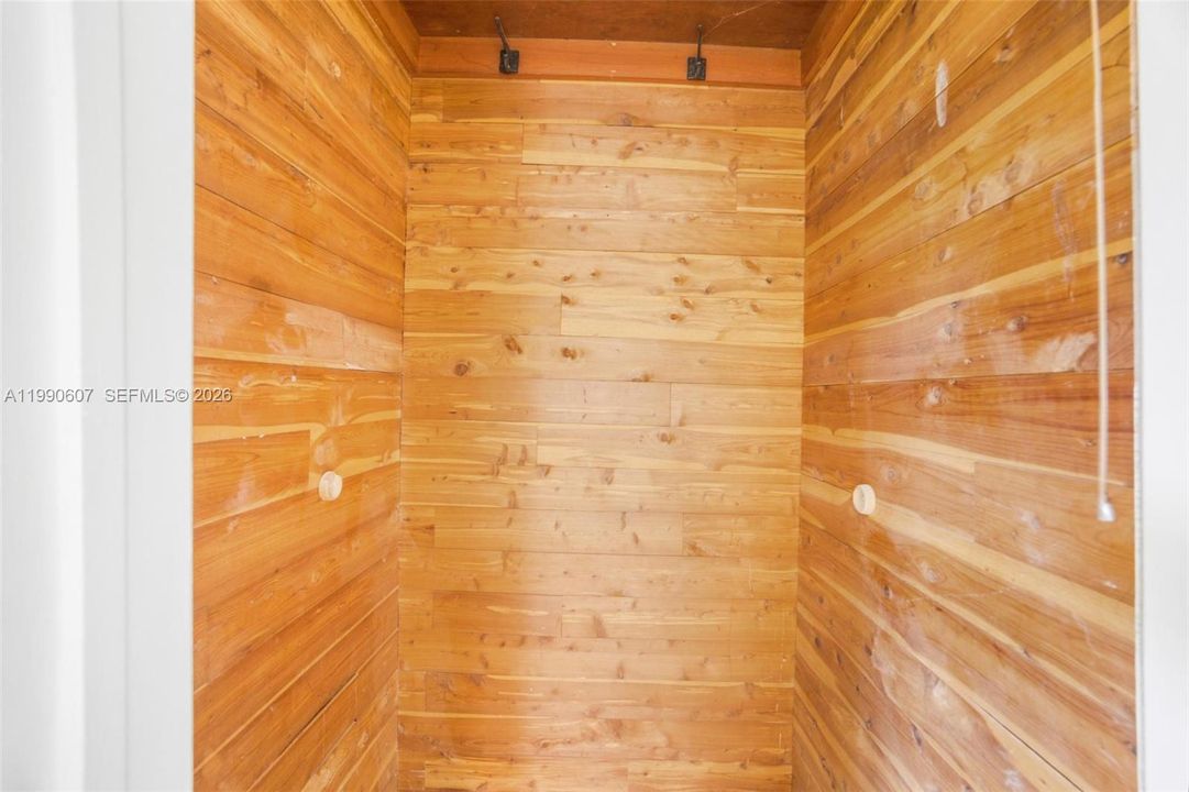 En Venta: $1,599,999 (3 camas, 3 baños, 1716 Pies cuadrados)