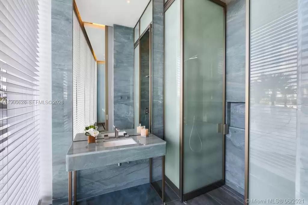 En Venta: $4,050,000 (3 camas, 3 baños, 2271 Pies cuadrados)