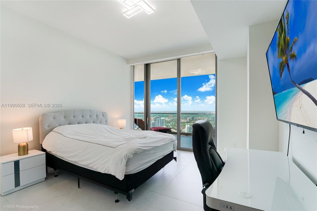 En Venta: $4,050,000 (3 camas, 3 baños, 2271 Pies cuadrados)