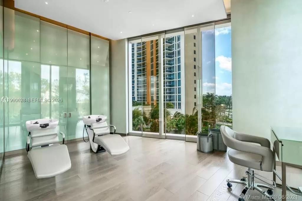 En Venta: $4,050,000 (3 camas, 3 baños, 2271 Pies cuadrados)