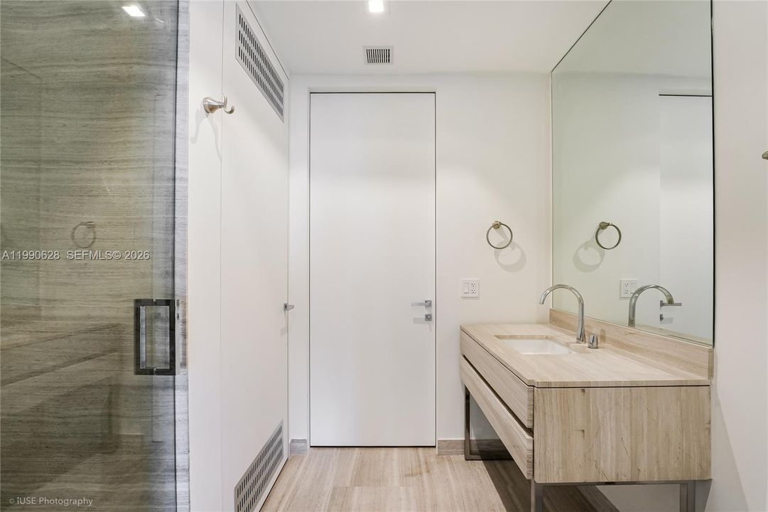 En Venta: $4,050,000 (3 camas, 3 baños, 2271 Pies cuadrados)