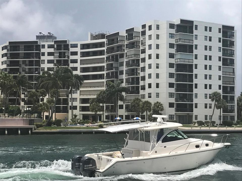 Voyager Condo