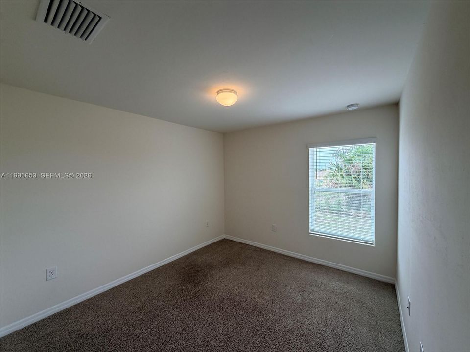 En Renta: $2,000 (4 camas, 2 baños, 1485 Pies cuadrados)