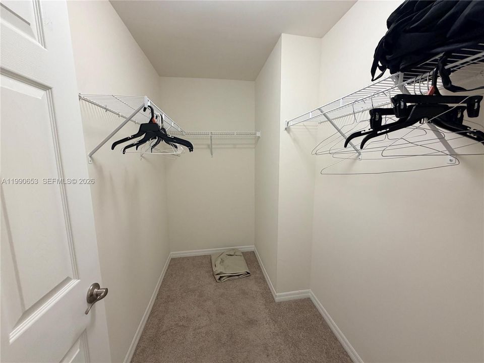 En Renta: $2,000 (4 camas, 2 baños, 1485 Pies cuadrados)