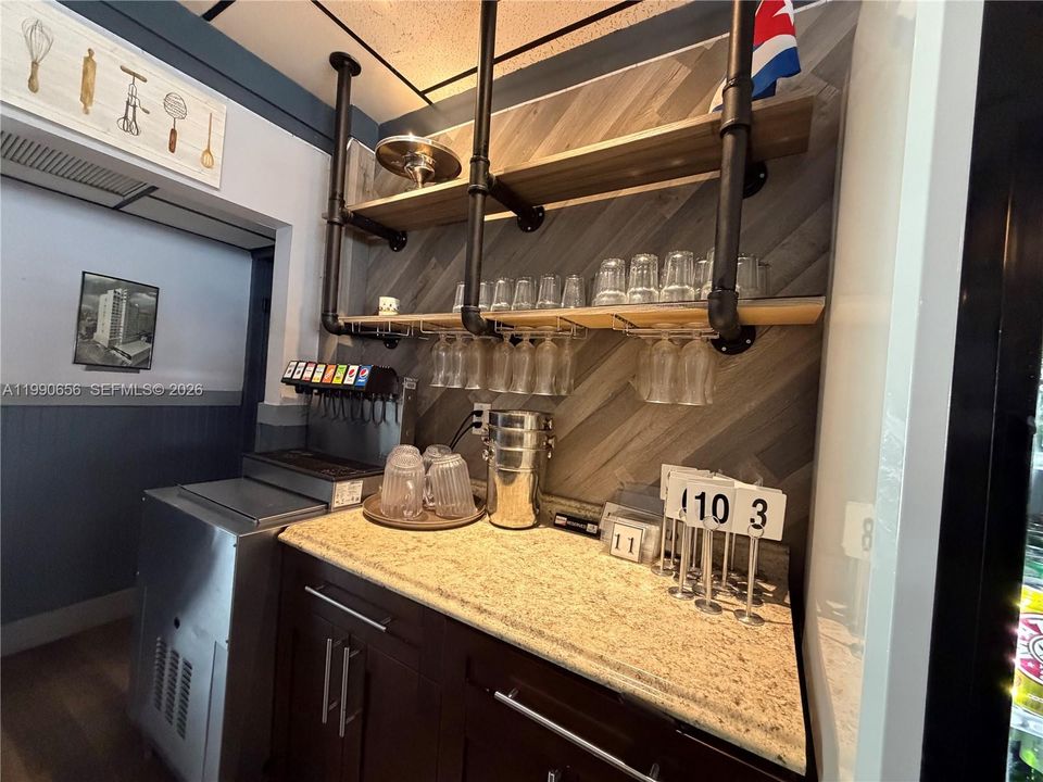 На продажу: $240,000 (0 спален, 0 ванн, 0 Квадратных фут)