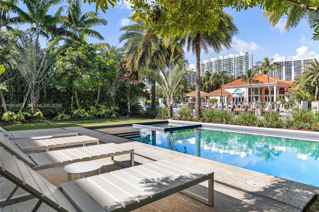For Sale: $15,750,000 (7 beds, 7 baths, 5713 Square Feet)
