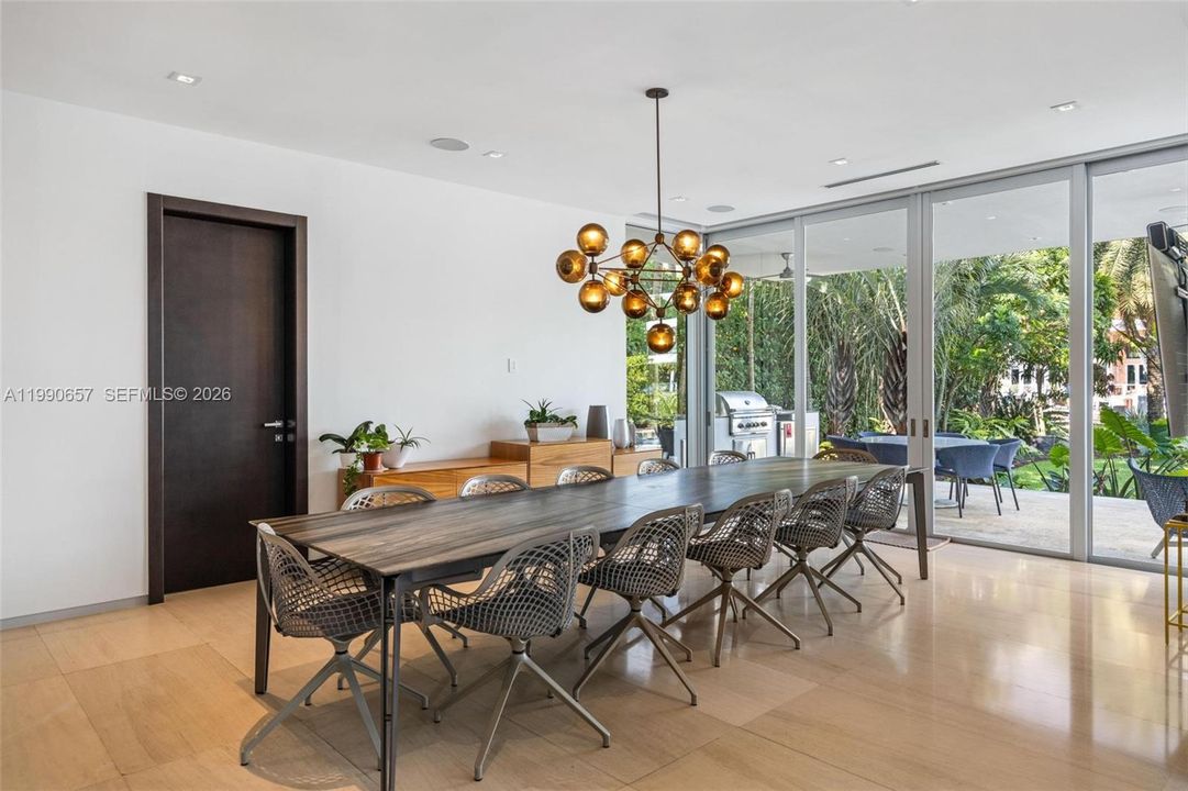 For Sale: $15,750,000 (7 beds, 7 baths, 5713 Square Feet)