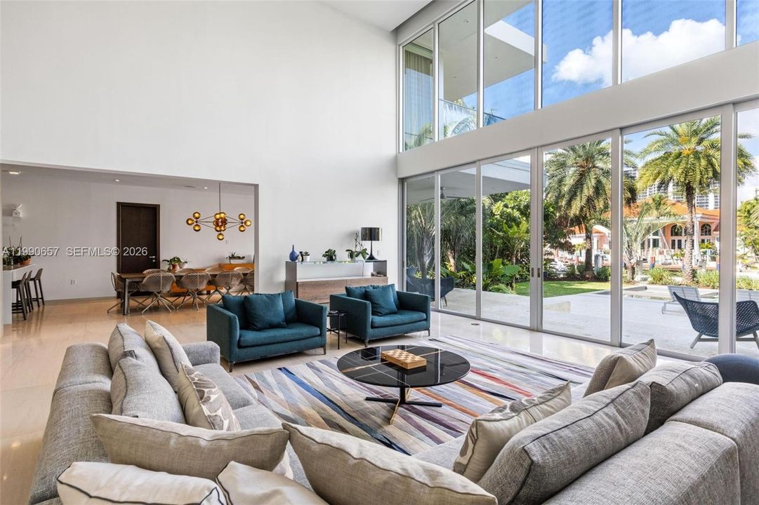 For Sale: $15,750,000 (7 beds, 7 baths, 5713 Square Feet)