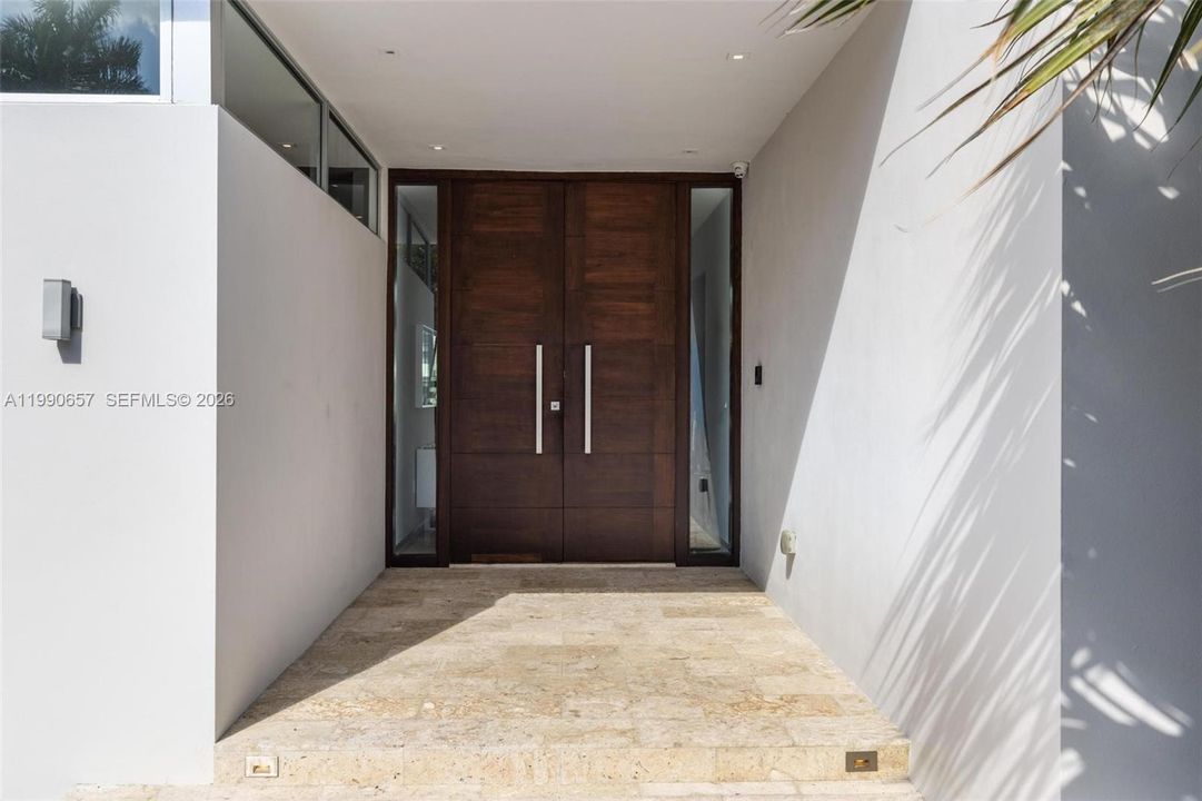 For Sale: $15,750,000 (7 beds, 7 baths, 5713 Square Feet)