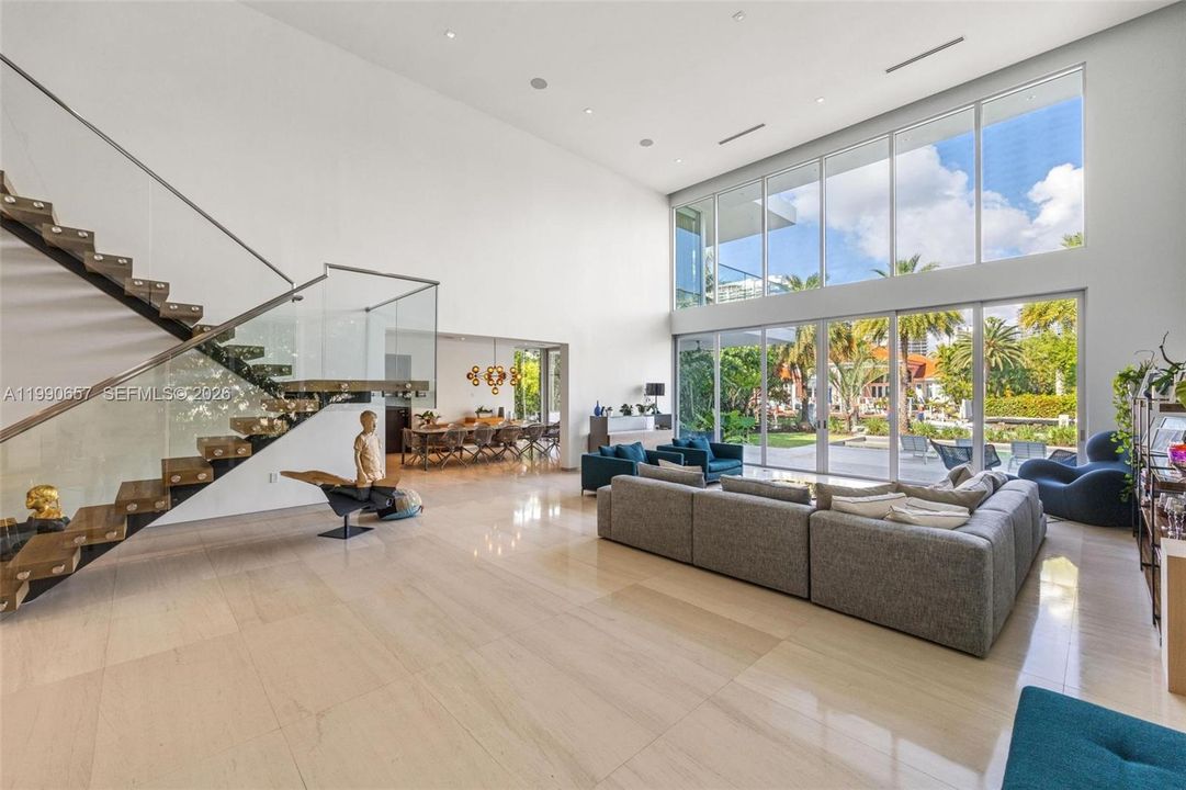 For Sale: $15,750,000 (7 beds, 7 baths, 5713 Square Feet)