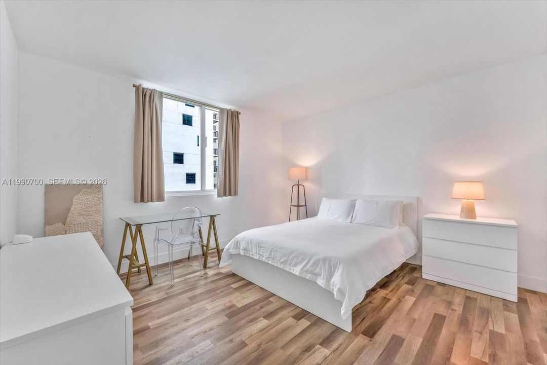 На продажу: $630,000 (2 спален, 2 ванн, 1197 Квадратных фут)