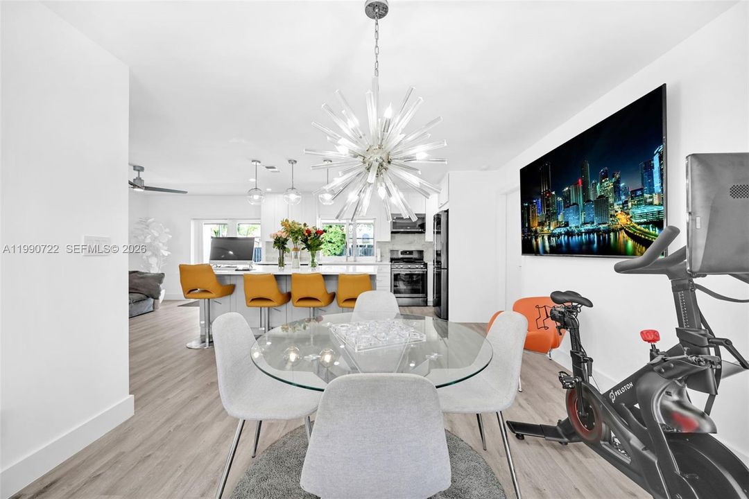 Activo con contrato: $720,000 (4 camas, 2 baños, 1820 Pies cuadrados)