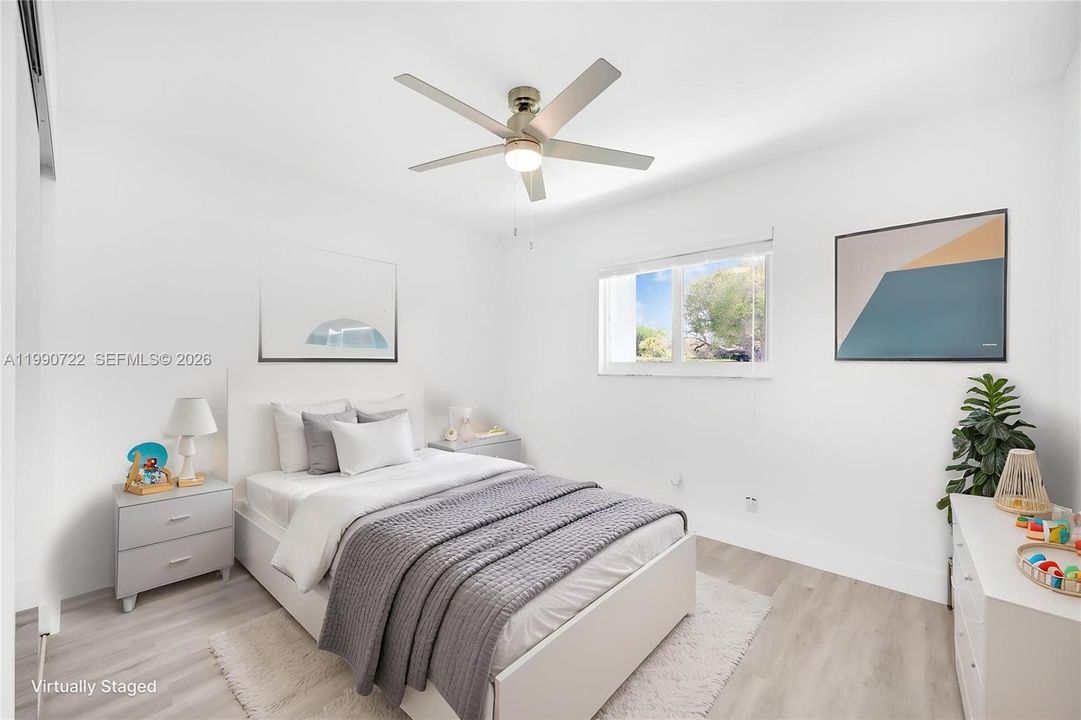 Activo con contrato: $720,000 (4 camas, 2 baños, 1820 Pies cuadrados)