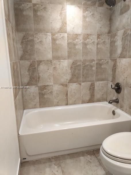 На продажу: $221,000 (1 спален, 1 ванн, 699 Квадратных фут)