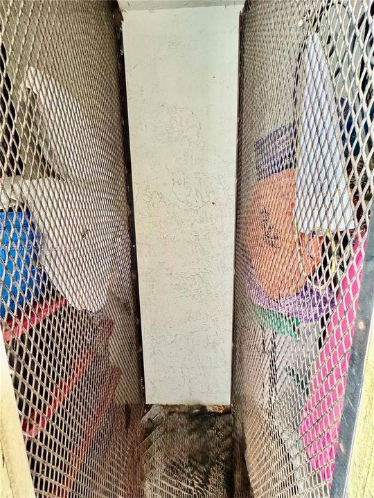 На продажу: $275,000 (2 спален, 2 ванн, 982 Квадратных фут)