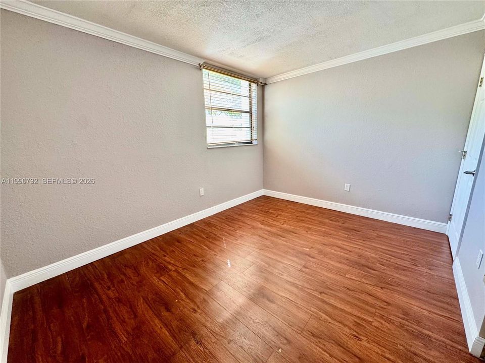 На продажу: $275,000 (2 спален, 2 ванн, 982 Квадратных фут)