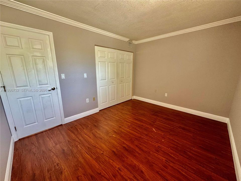 На продажу: $275,000 (2 спален, 2 ванн, 982 Квадратных фут)