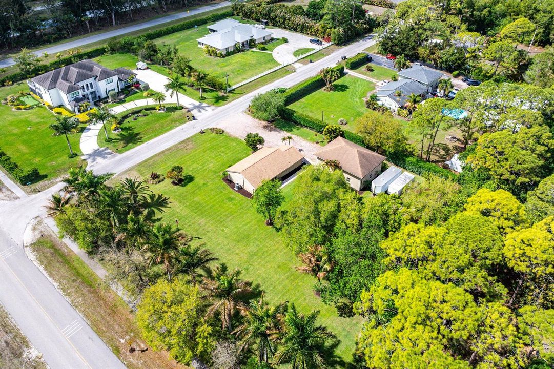 043-1751760thLaneNorth-TheAcreage-FL-334