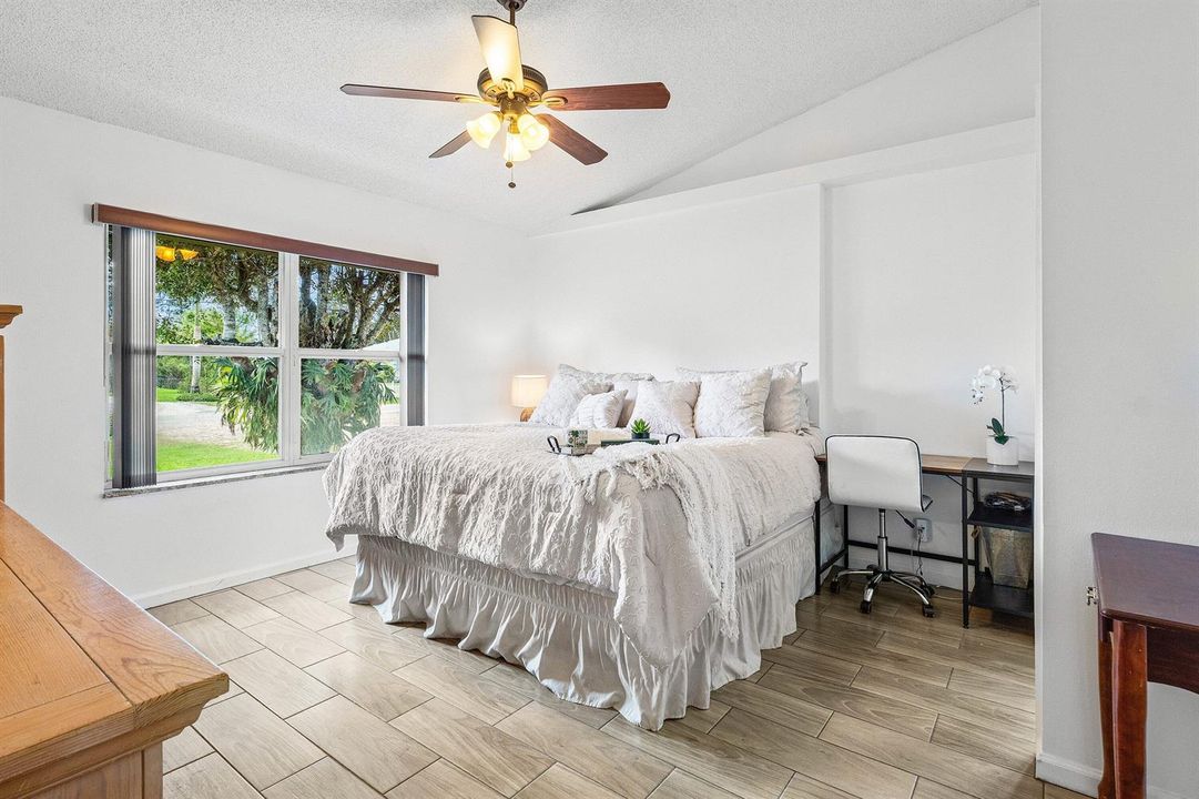 022-1751760thLaneNorth-TheAcreage-FL-334