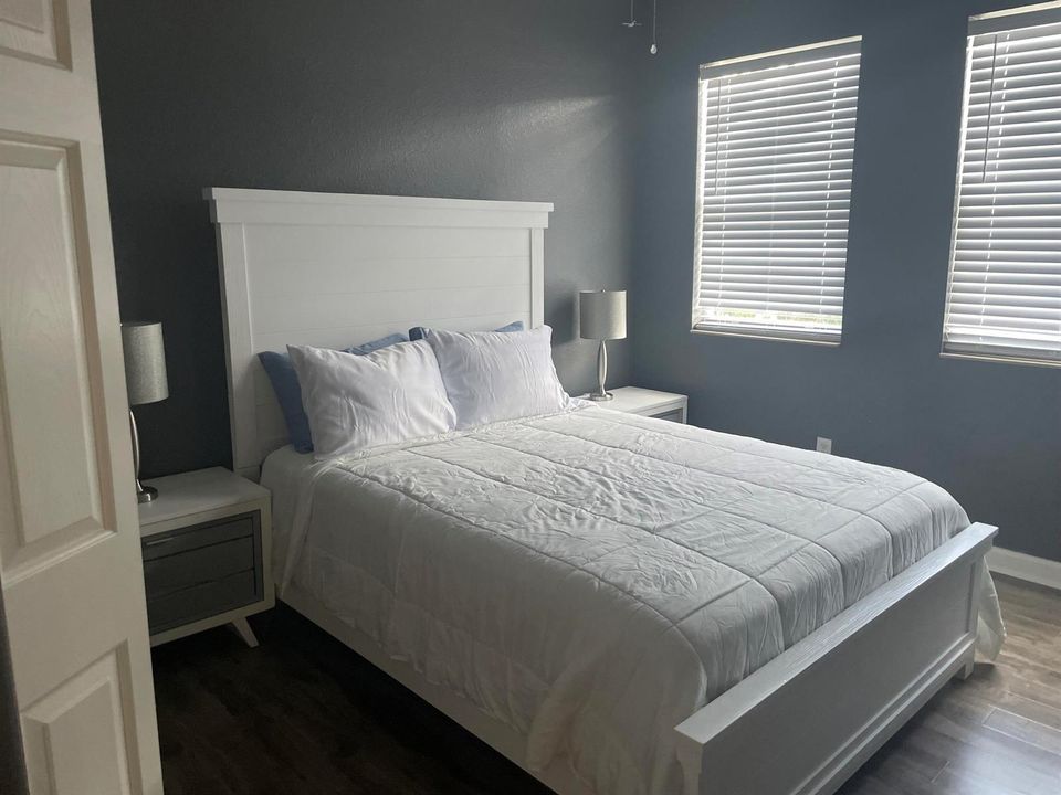 Upstair 2nd Bedroom