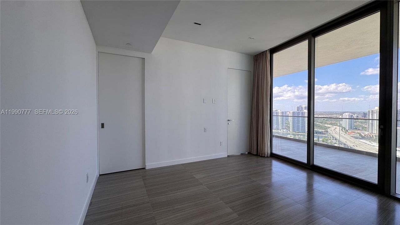 En Venta: $5,895,000 (4 camas, 5 baños, 3206 Pies cuadrados)