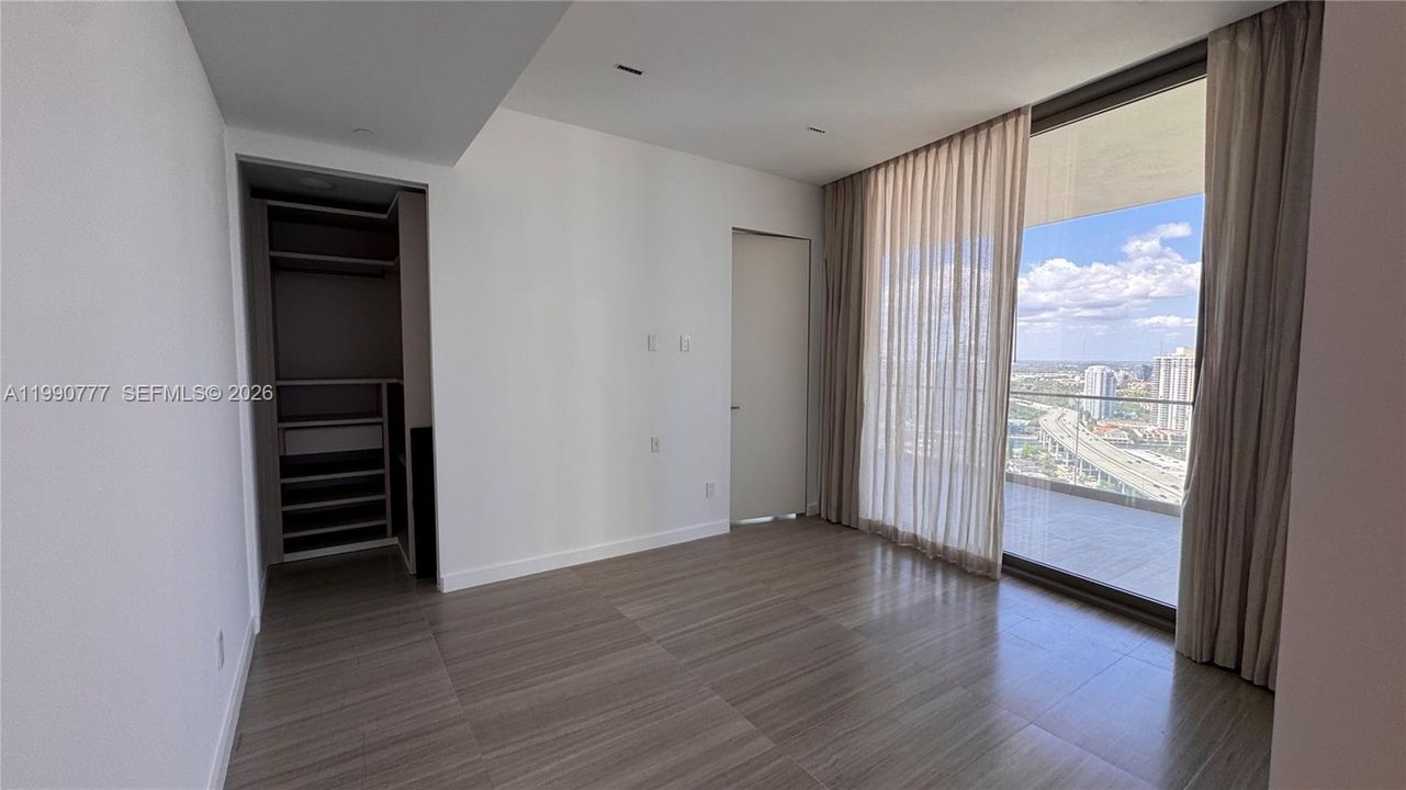 En Venta: $5,895,000 (4 camas, 5 baños, 3206 Pies cuadrados)