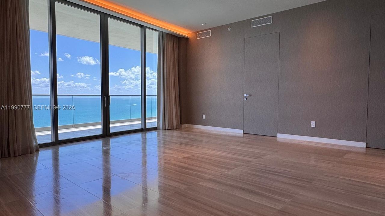 En Venta: $5,895,000 (4 camas, 5 baños, 3206 Pies cuadrados)