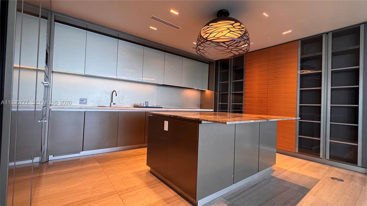 En Venta: $5,895,000 (4 camas, 5 baños, 3206 Pies cuadrados)