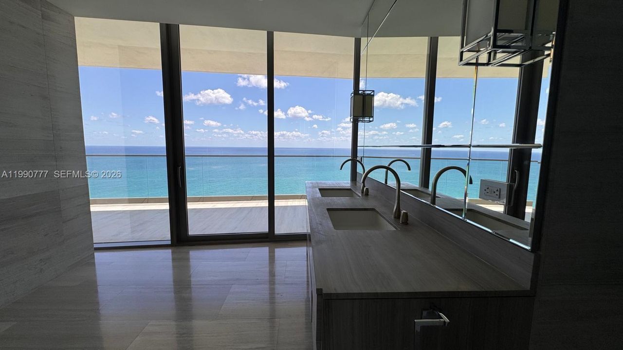 En Venta: $5,895,000 (4 camas, 5 baños, 3206 Pies cuadrados)